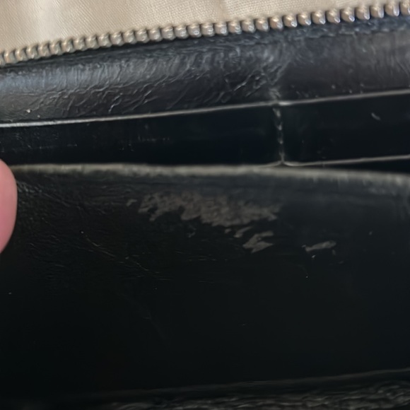 🚨 ZIPPER LINE IS OFF TRACK AND NOT FUNCTIONING PROPERLY🚨 - Picture 10 of 13